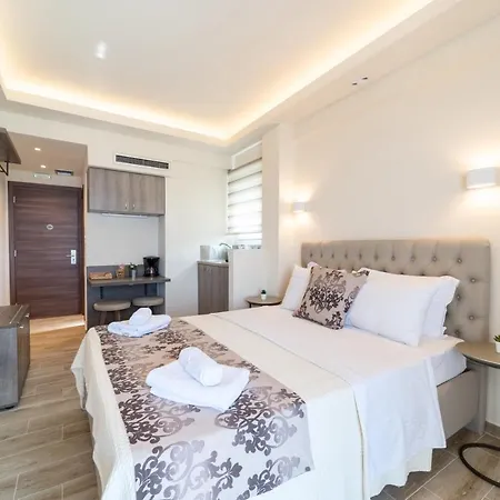 Luxury Plateia * Περαία