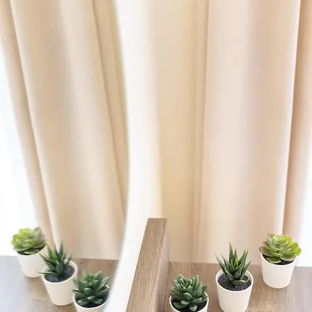 Luxury Plateia Apartment