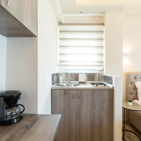 Luxury Plateia *