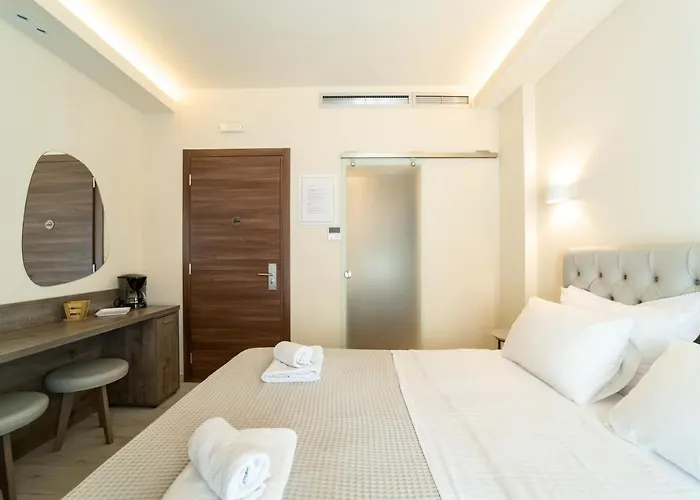 Luxury Plateia *
