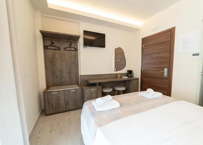 Luxury Plateia *