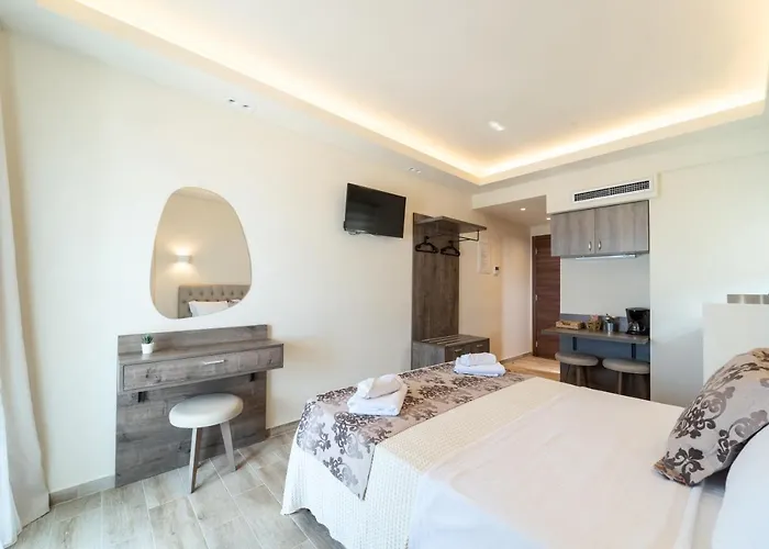 Luxury Plateia דירה