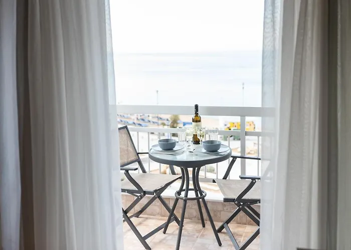 Luxury Plateia *